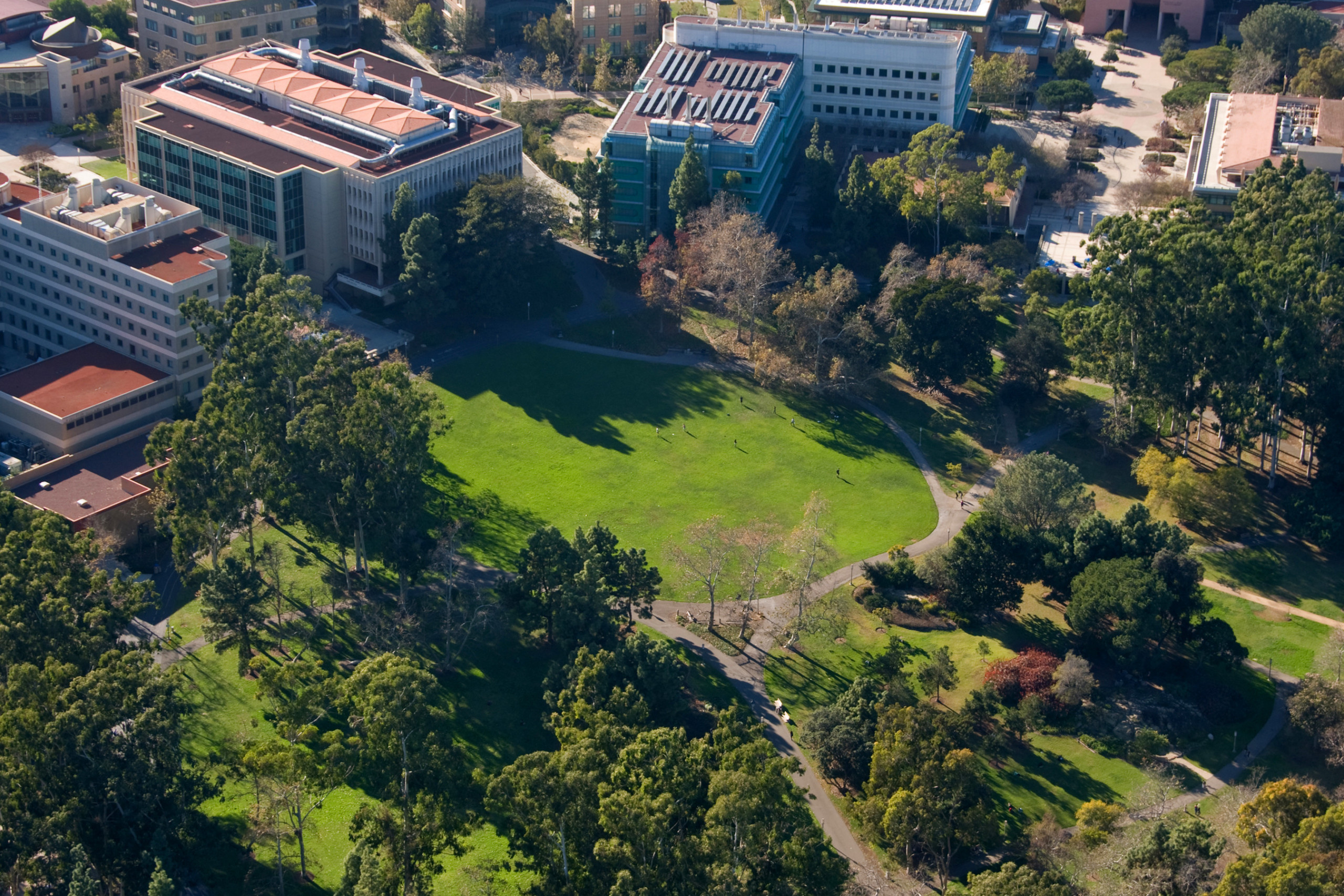 introducing UC Irvine aerial view of Aldrich Park