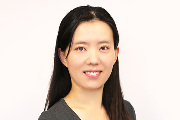 headshot of award finalist Han Li